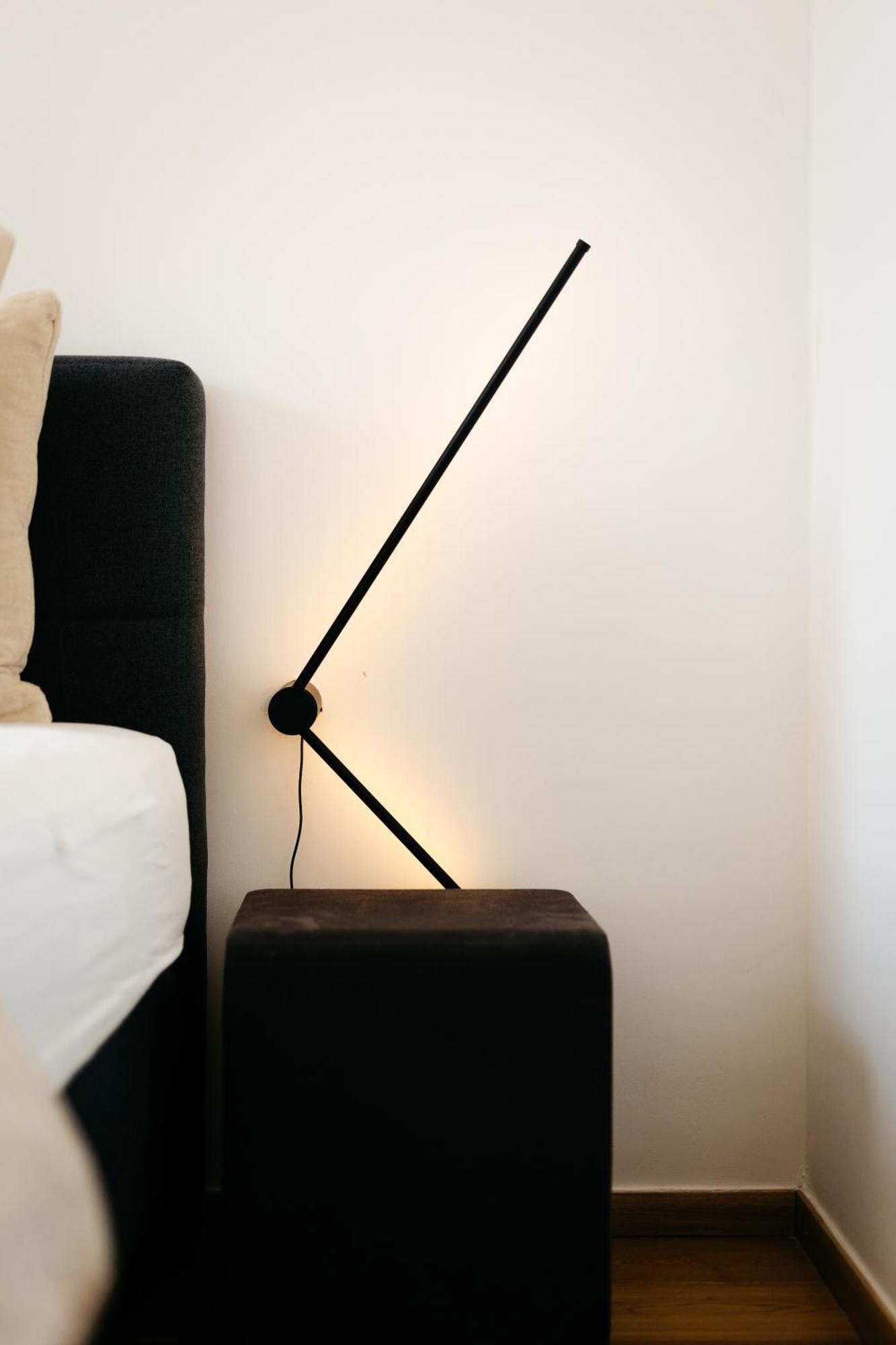 The Edgewater Suites - Park View Namur Bagian luar foto