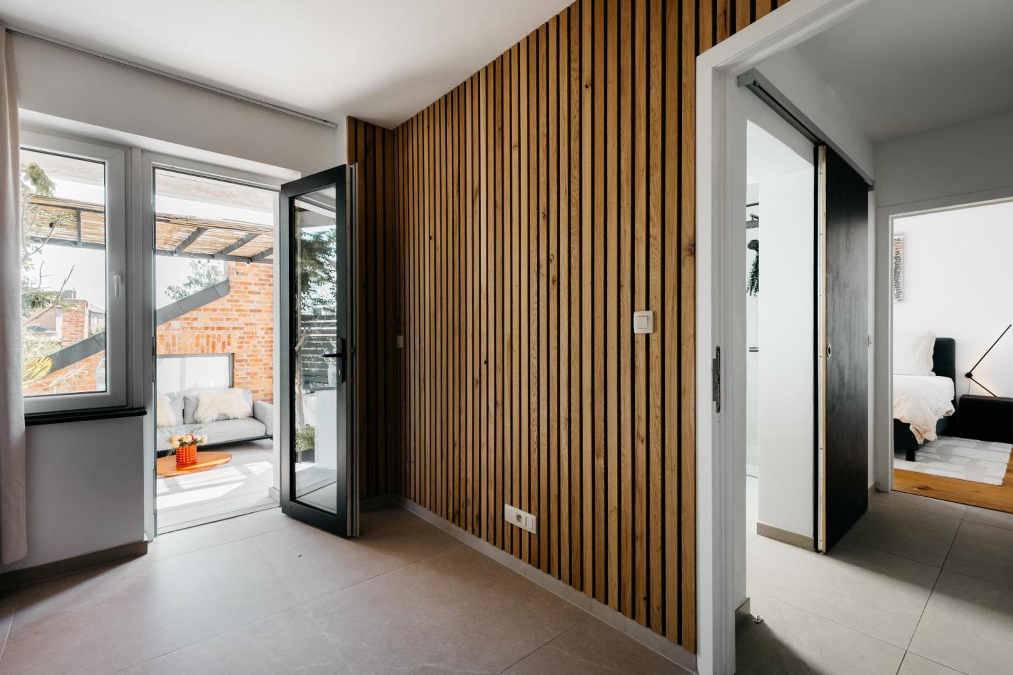 The Edgewater Suites - Park View Namur Bagian luar foto